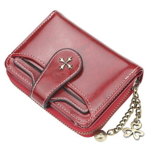 Voluminous Chained Women Wallet